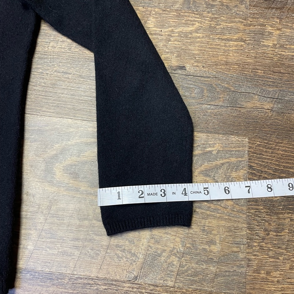 Charter Club 2 Ply 100% Cashmere V-Neck Black Soft Sweater Women’s Medium - Picture 7 of 9